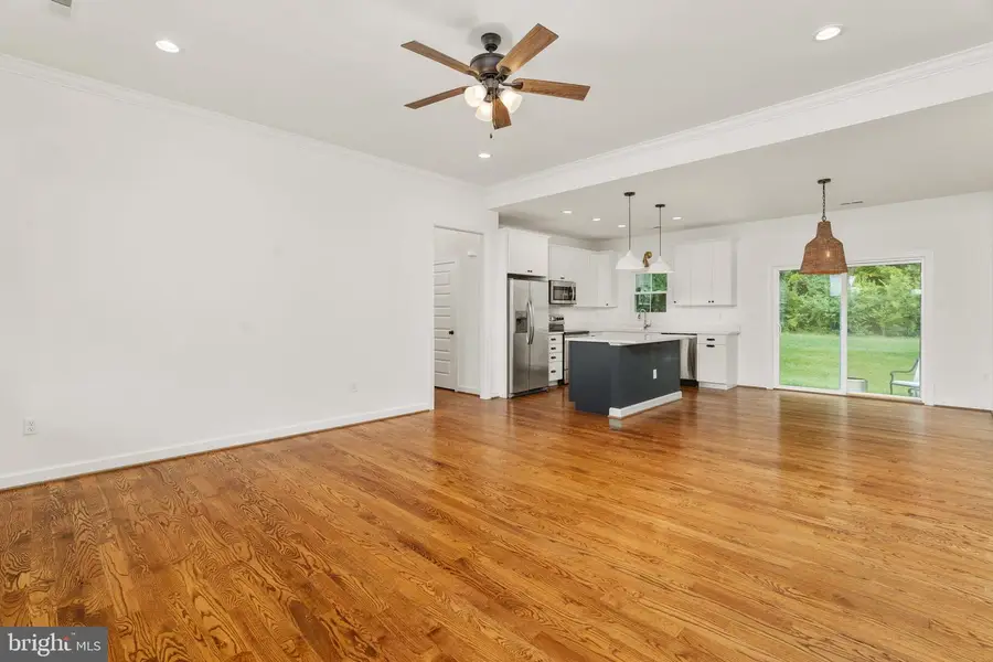 421 Ridge Rd, Berryville, VA 22611 - #3