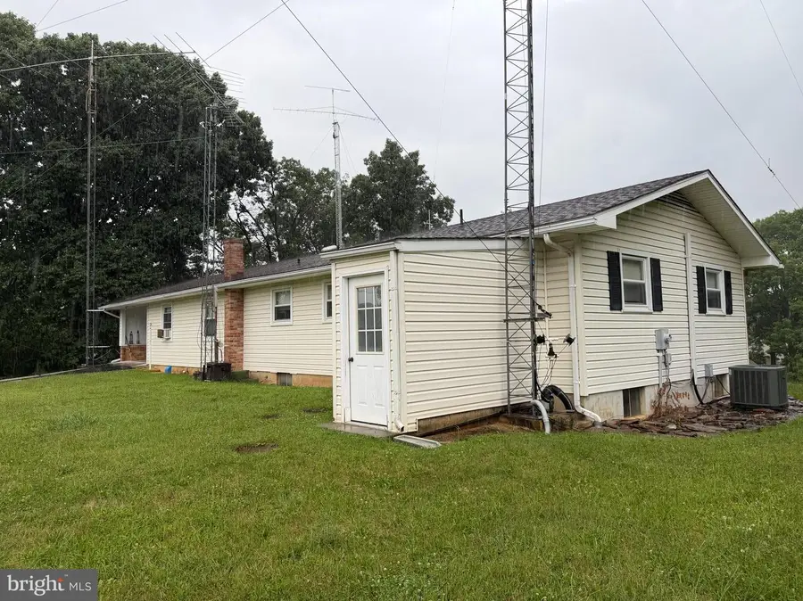 1741 Old Chapel Rd, Boyce, VA 22620 - #3