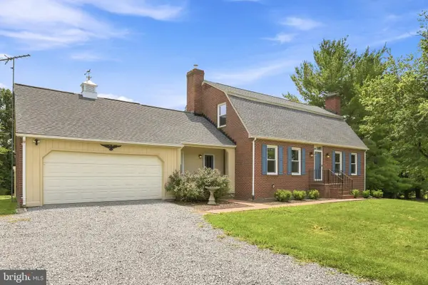 2794 Bishop Meade Rd, BOYCE, VA 22620