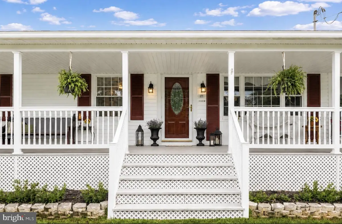 171 Triple J Rd, Berryville, VA 22611 - #1