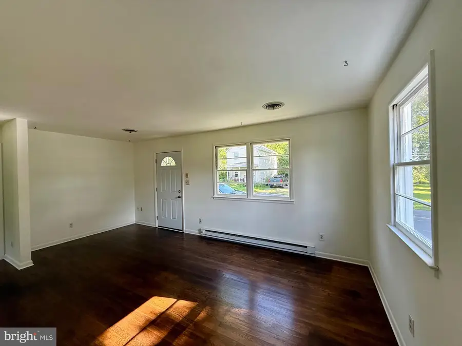 111 Liberty St, Berryville, VA 22611 - #3