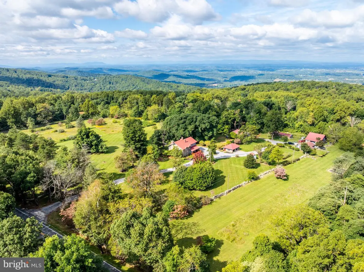 18777 Blueridge Mountain, Bluemont, VA 20135 - #1