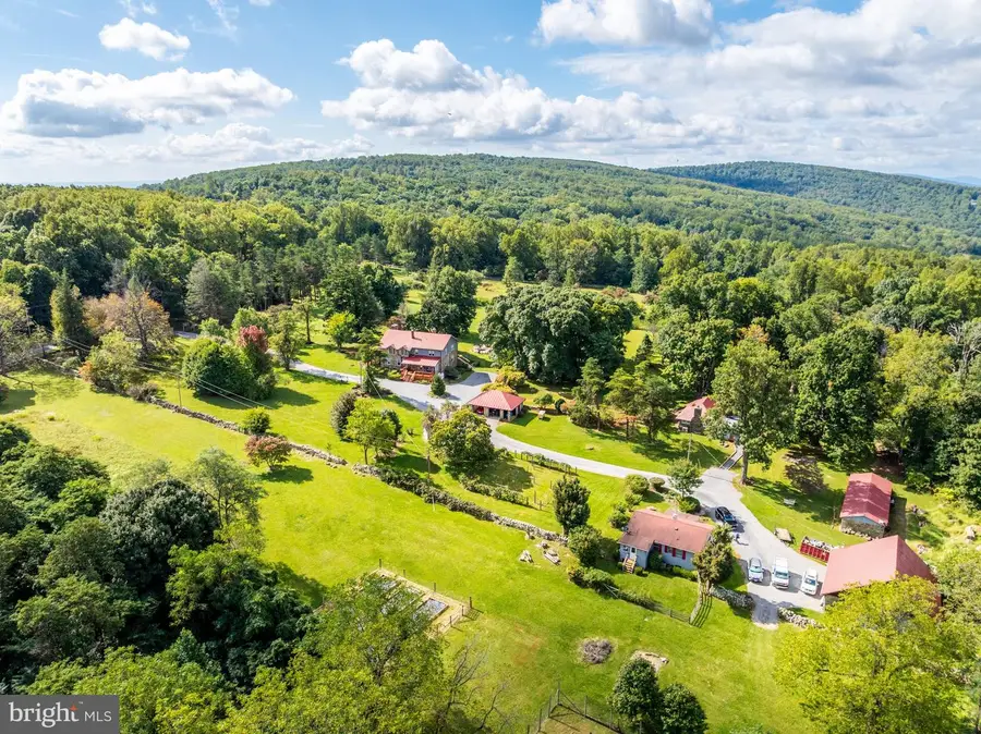 18777 Blueridge Mountain, Bluemont, VA 20135 - #2