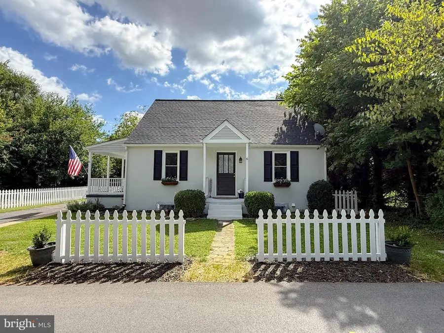 6 Virginia Ave, Berryville, VA 22611 - #2