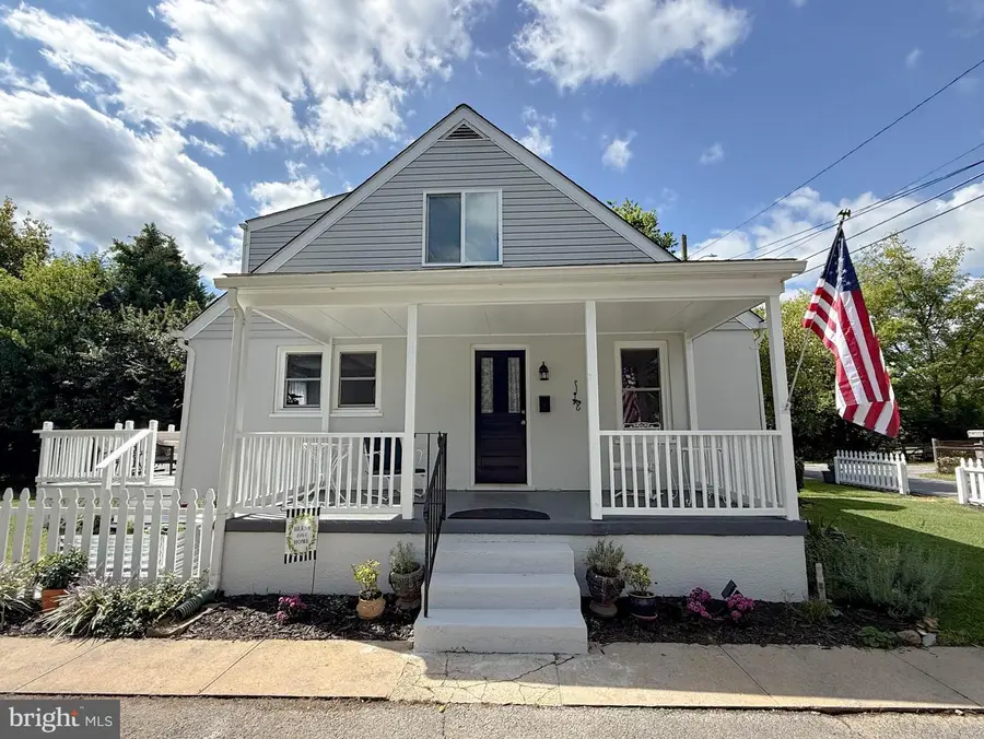 6 Virginia Ave, Berryville, VA 22611 - #3