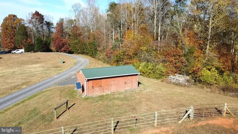 17705 Jackson Pines Ln, Brandy Station, VA 22714 - Image #2