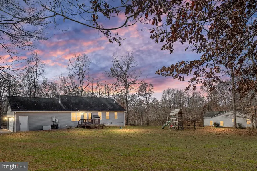 24461 Oak Forest Dr, Rapidan, VA 22733 - Image #2