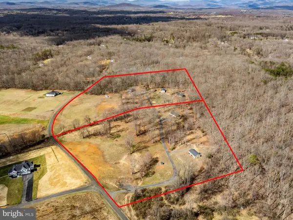 7-27 & 7-27f Fletcher Ln, AMISSVILLE, VA 20106