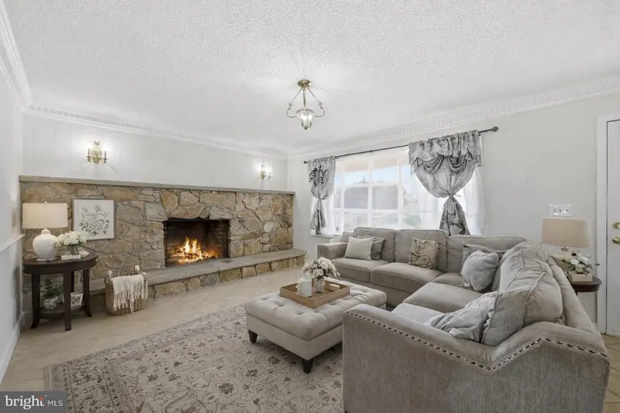 613 Overlook St, Culpeper, VA 22701 - #3