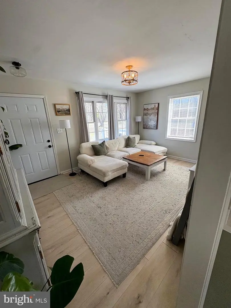 1300 Clatterbuck Ln, Amissville, VA 20106 - #3