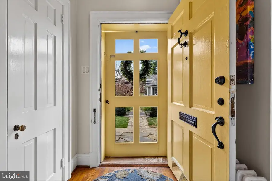 609 S West St, Culpeper, VA 22701 - #3