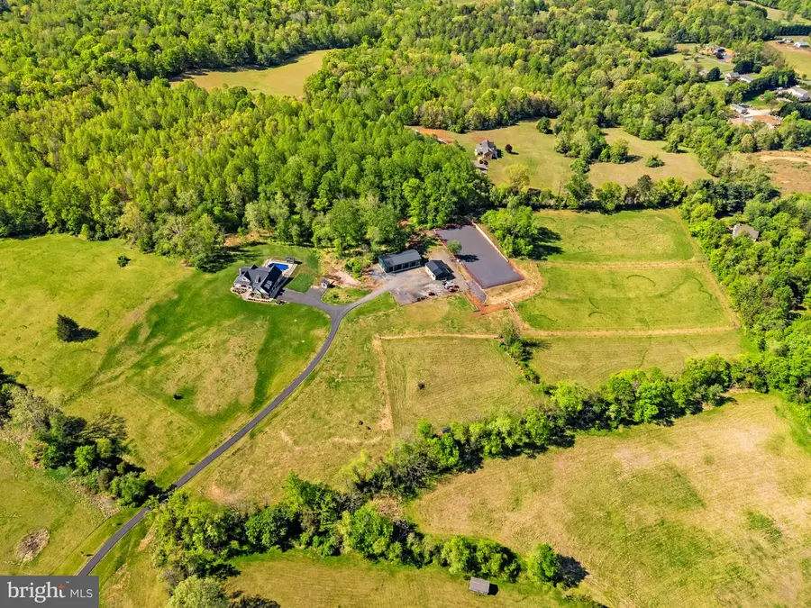 11194 Homeland Rd, Rixeyville, VA 22737 - #3