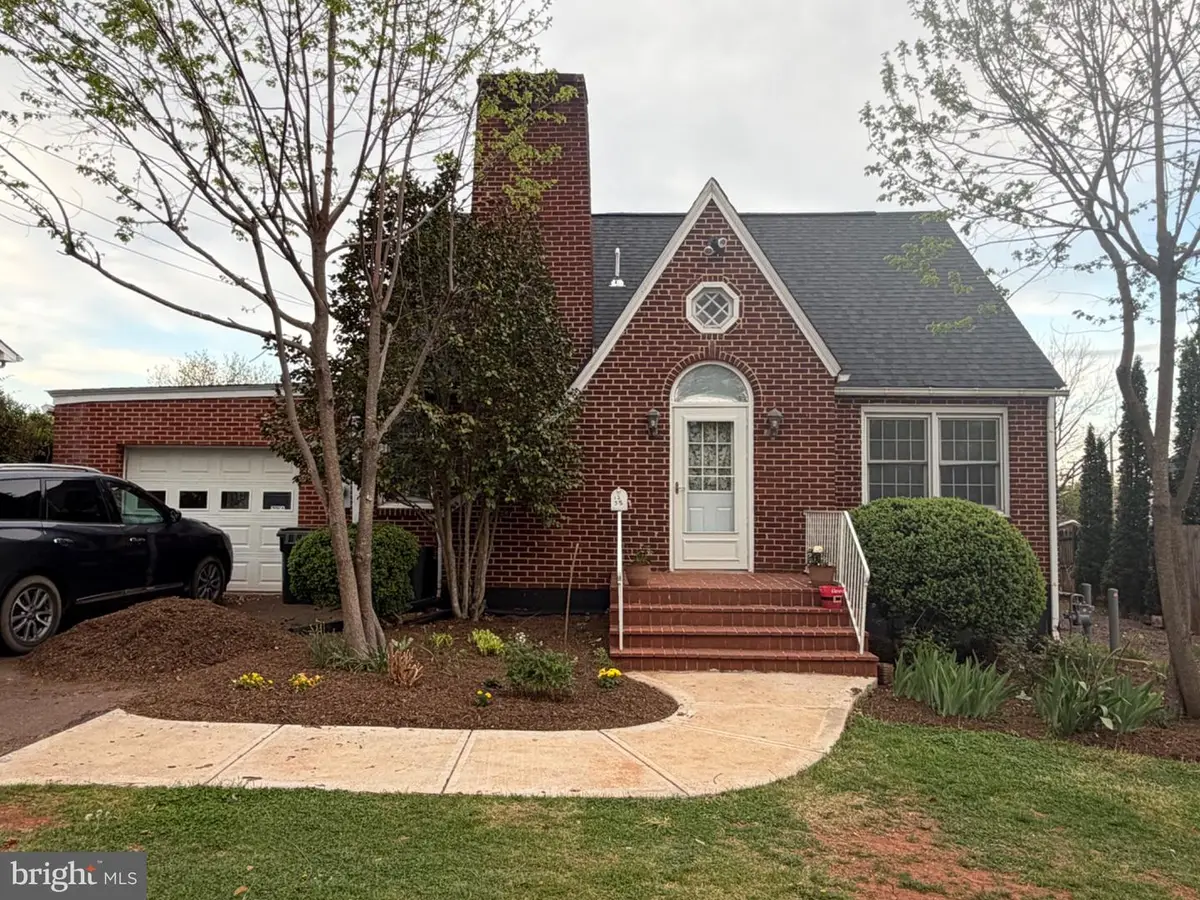 1235 S Blue Ridge Ave, Culpeper, VA 22701 - #1