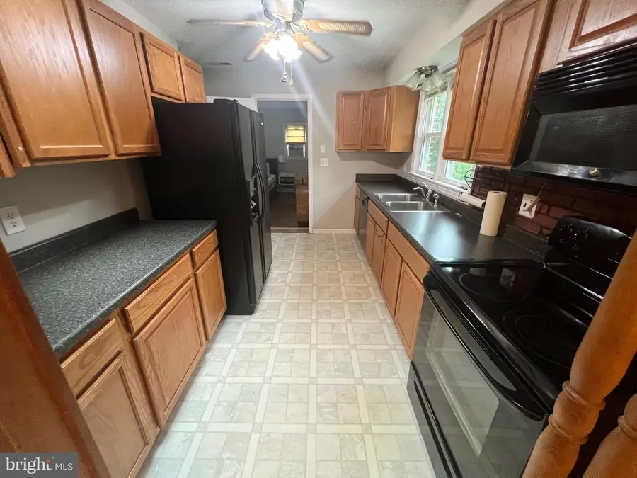 18019 Lee Hwy, Amissville, VA 20106 - #3