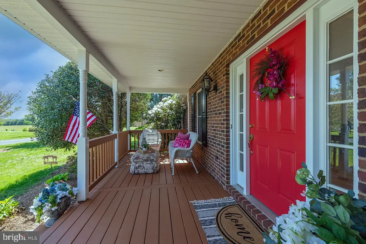5265 Bear Hollow Ln, Amissville, VA 20106 - #1