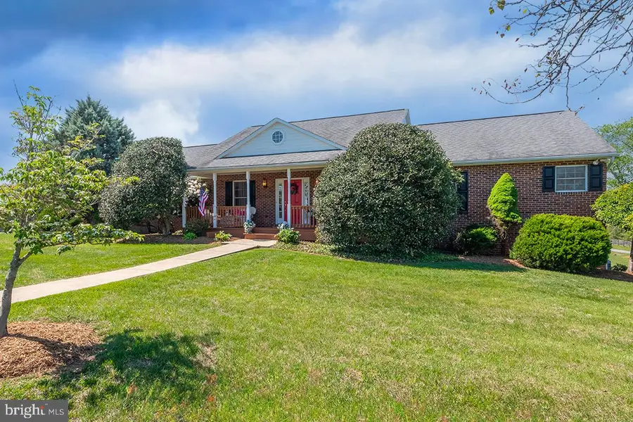 5265 Bear Hollow Ln, Amissville, VA 20106 - #2