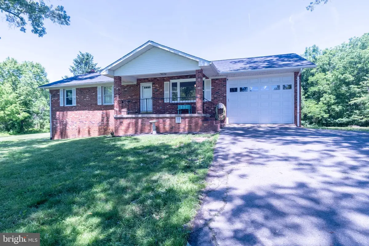 15122 Hall St, Culpeper, VA 22701 - #1