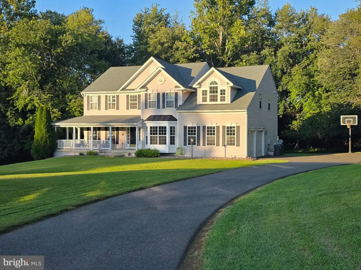 5019 Ridge View Ct, Jeffersonton, VA 22724 - #1