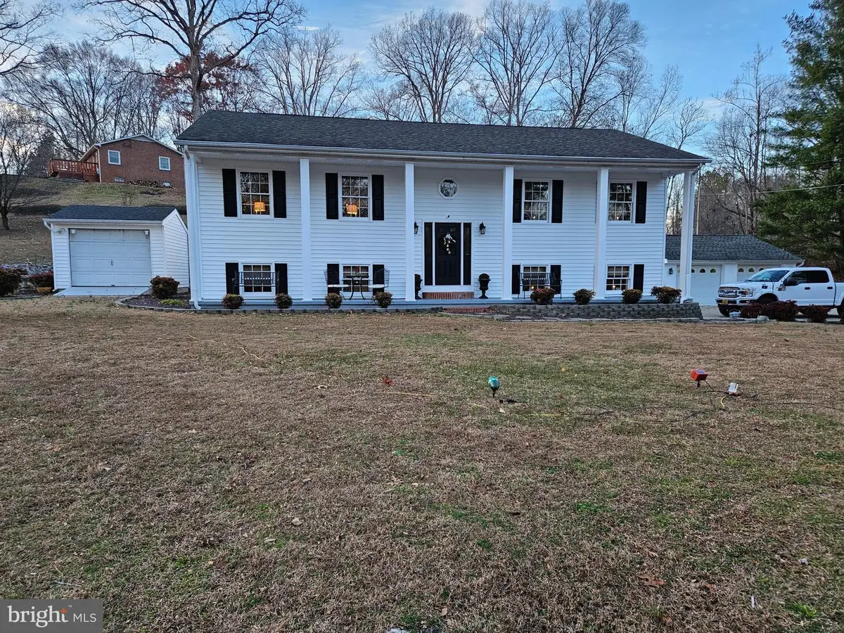 14464 Lipscomb Hill Ln, Milford, VA 22514 - Image #1