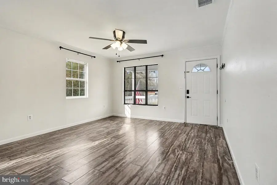 8016 Long Creek Dr, Ruther Glen, VA 22546 - Image #2