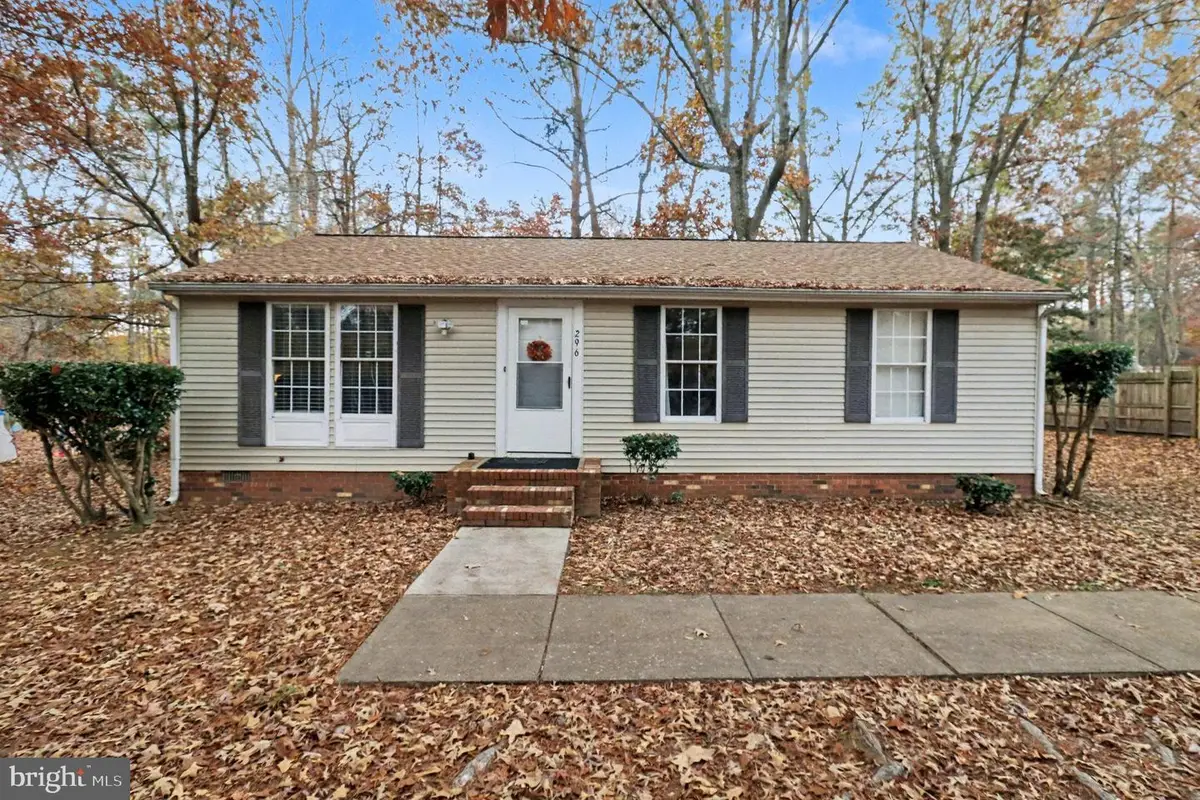 296 Devon Dr, Ruther Glen, VA 22546 - Image #1