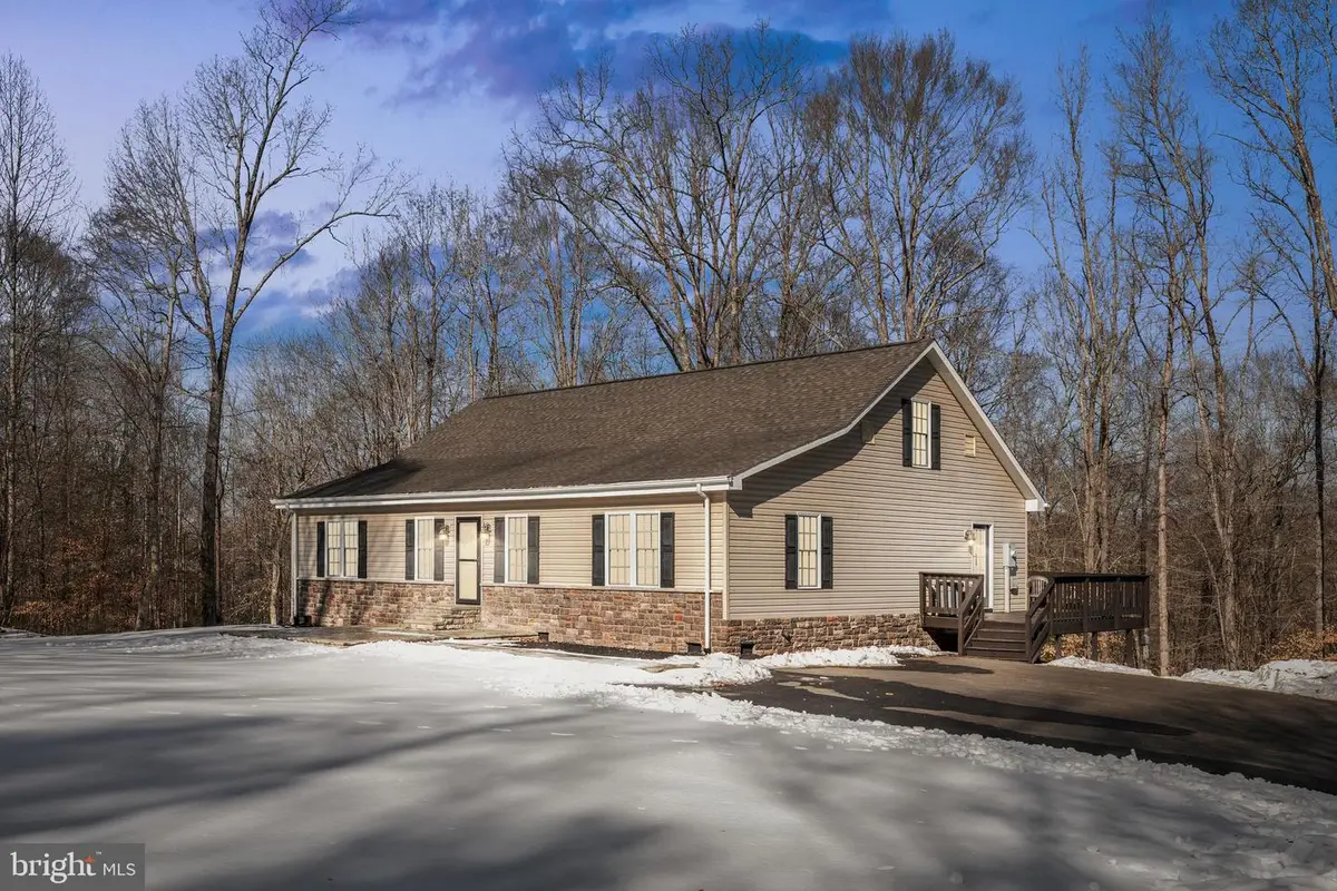 15285 Woodslane Rd, Woodford, VA 22580 - #1