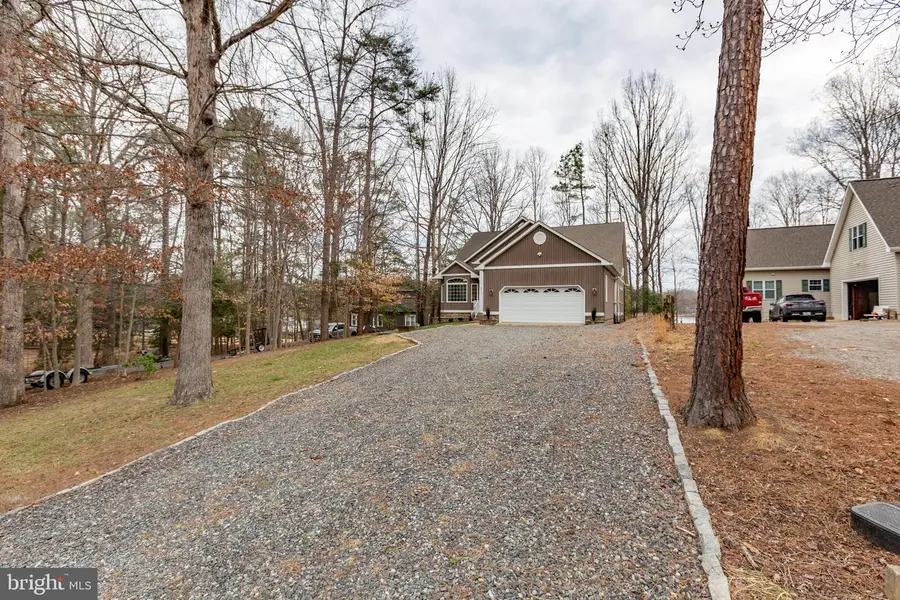 328 Lake Caroline Dr, Ruther Glen, VA 22546 - #3