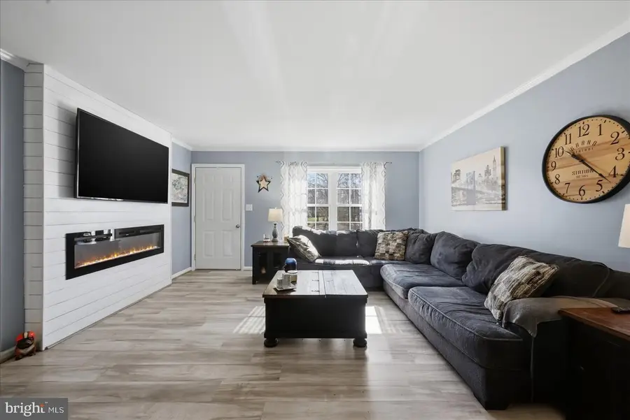 18438 Beazley Ln, Milford, VA 22514 - #3