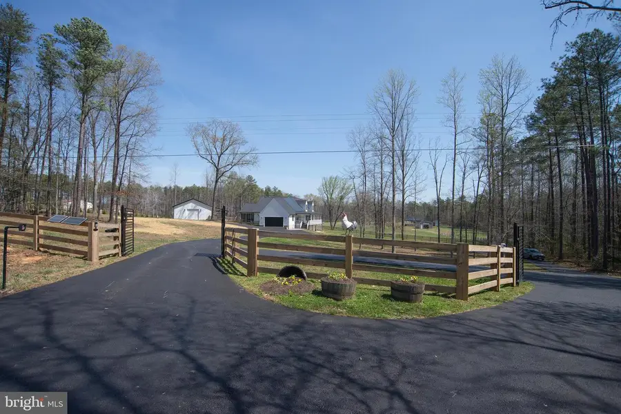 4415 Jericho Rd, Ruther Glen, VA 22546 - #3