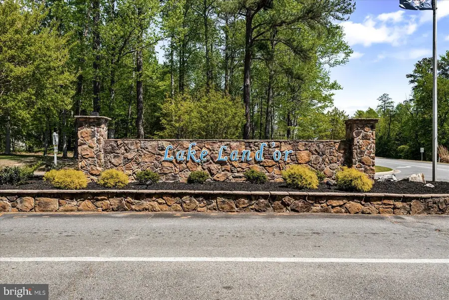 77 Greenway Cv, Ruther Glen, VA 22546 - #2