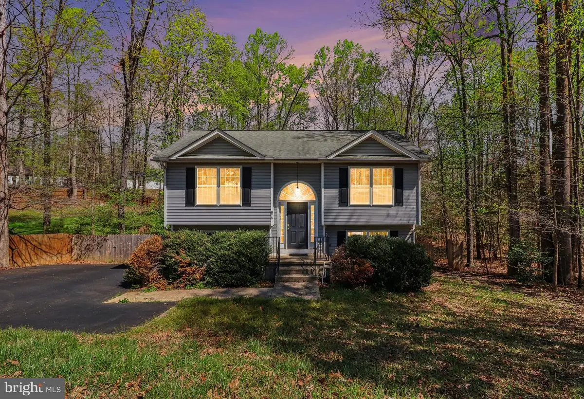 876 Campers Ln, Ruther Glen, VA 22546 - #1