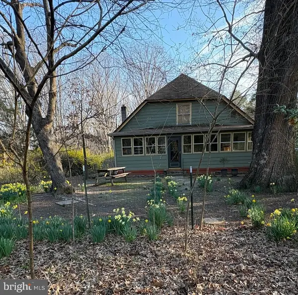 13641 Farmer Dr, WOODFORD, VA 22580