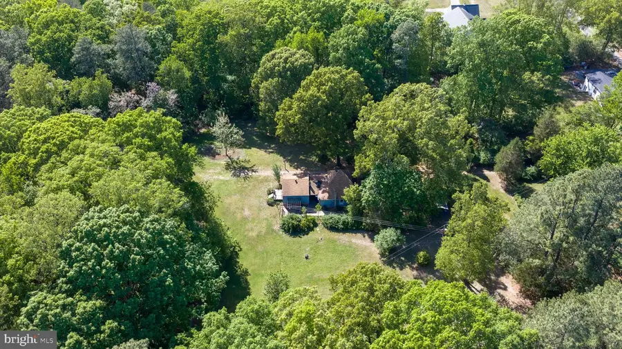 13641 Farmer Dr, Woodford, VA 22580 - #3