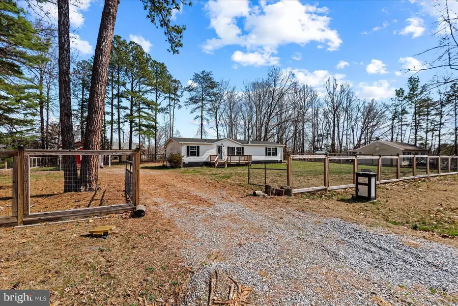 26271 Dogwood Dr, Ruther Glen, VA 22546 - #3