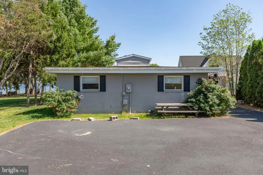 68 Saratoga Cv, Ruther Glen, VA 22546 - #2