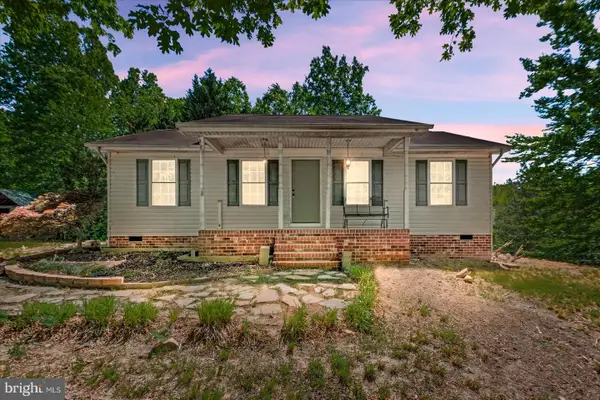 11024 Ladysmith Rd, RUTHER GLEN, VA 22546