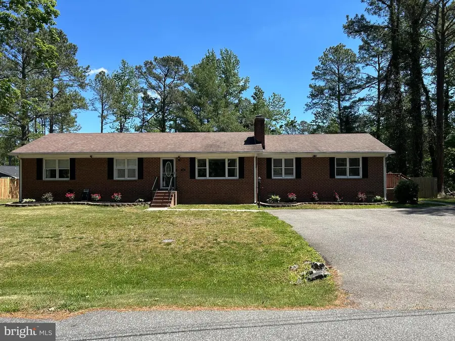 736 Annapolis Dr, Ruther Glen, VA 22546 - #3