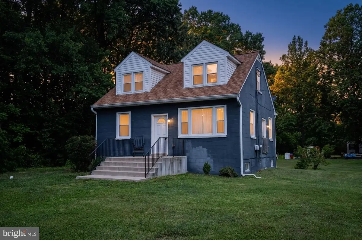 16036 Rogers Clark Blvd, Bowling Green, VA 22427 - #1
