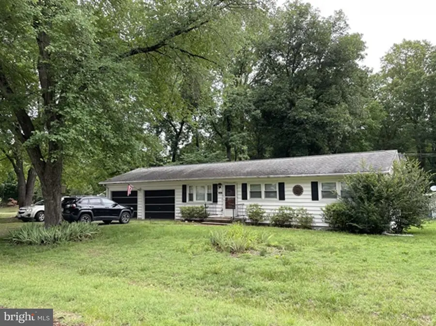 17047 Elm St, Bowling Green, VA 22427 - #2