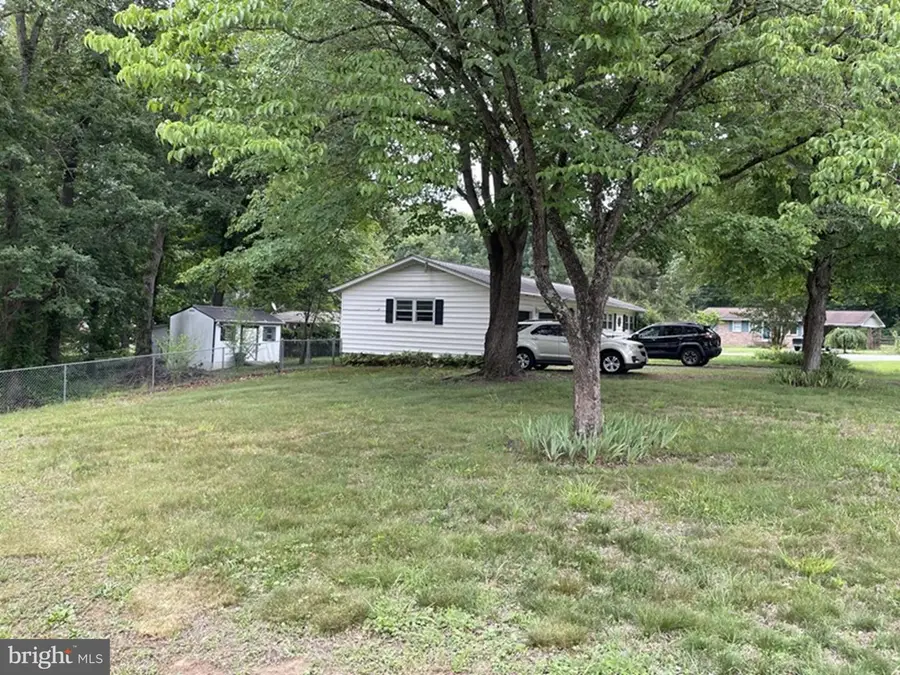 17047 Elm St, Bowling Green, VA 22427 - #3