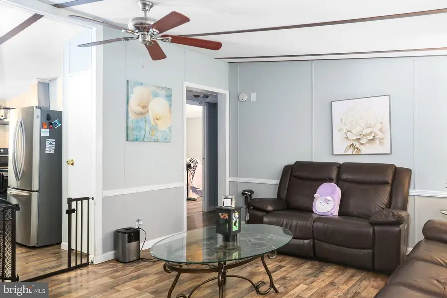16064 Chester Ln, Bowling Green, VA 22427 - #2