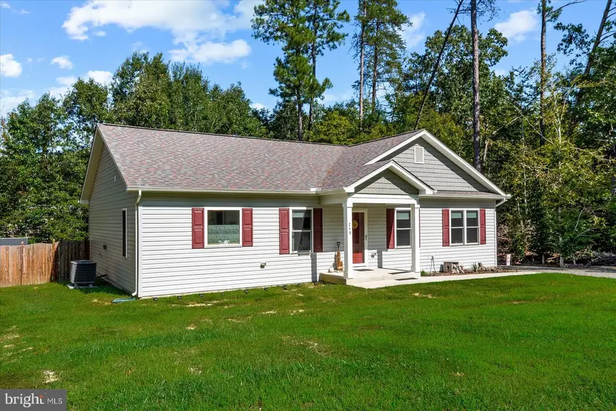 249 Washington Dr, Ruther Glen, VA 22546 - #2