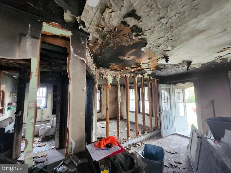 810 N Pocahontas Ave, Covington, VA 24426 - Image #2