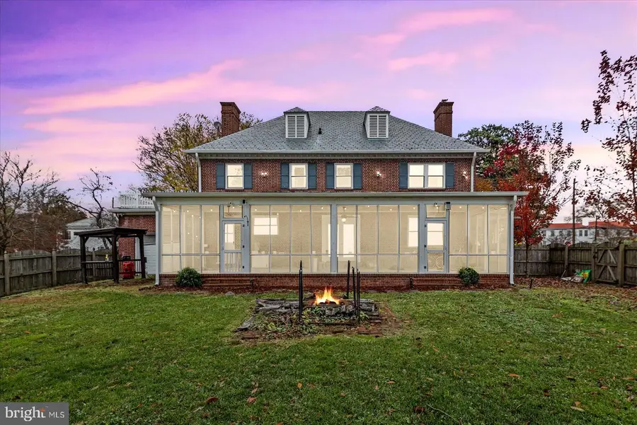 419 S Water Ln, Tappahannock, VA 22560 - Image #2