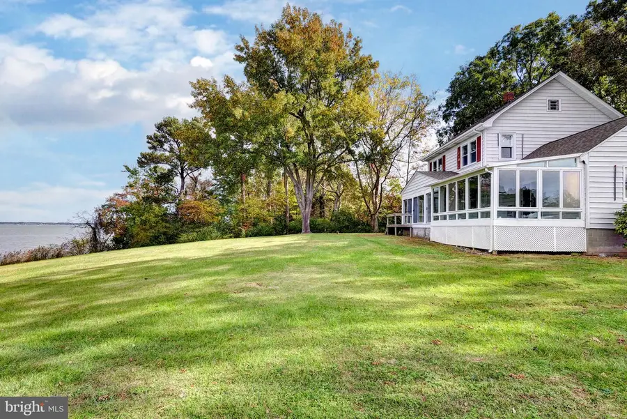 1126 Cloverdale Rd, Laneview, VA 22504 - Image #2