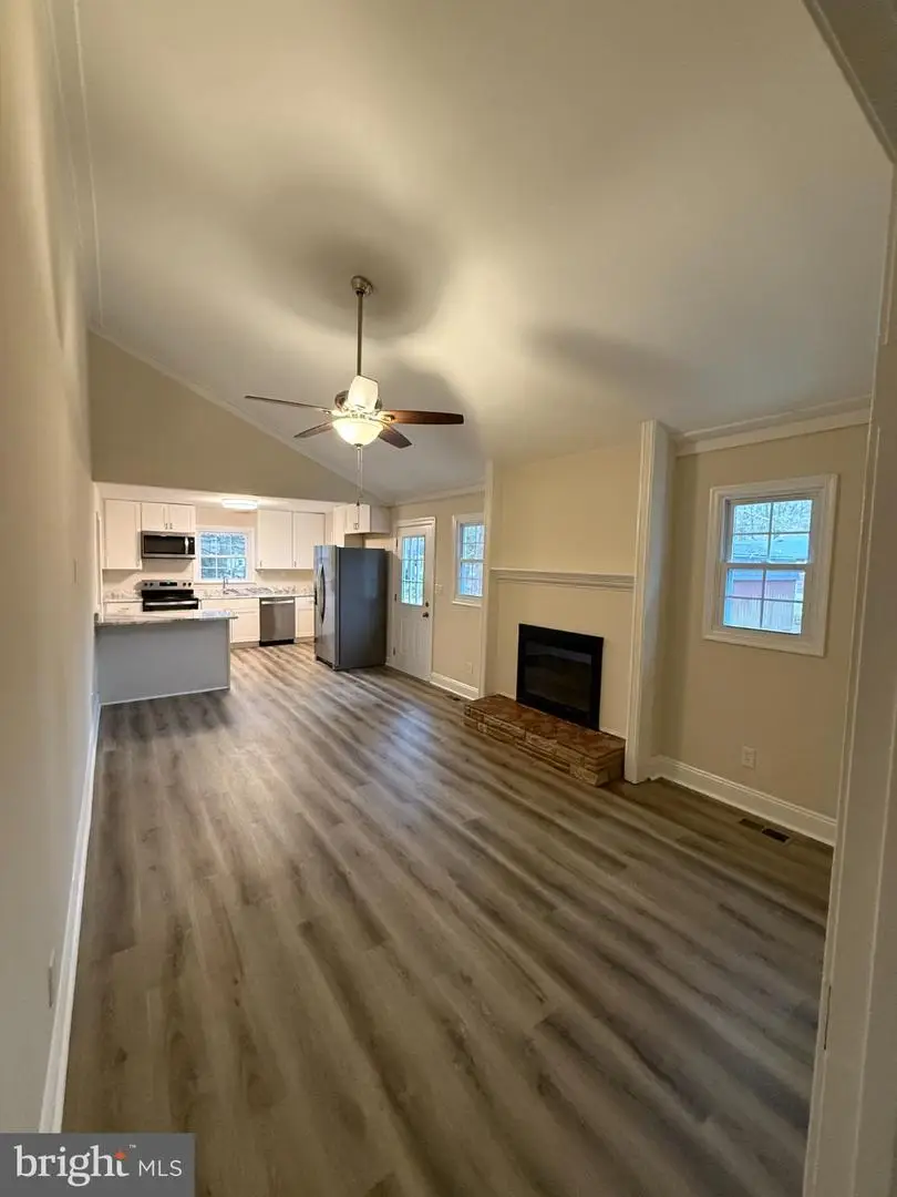 192 E Banbury Rd, Tappahannock, VA 22560 - Image #3