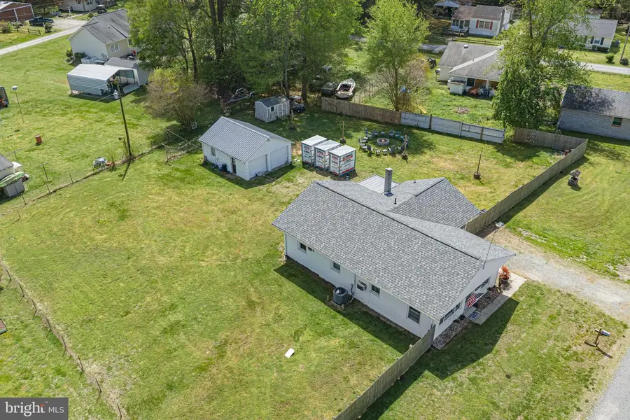 144 Cedar Dr, Dunnsville, VA 22454 - #3