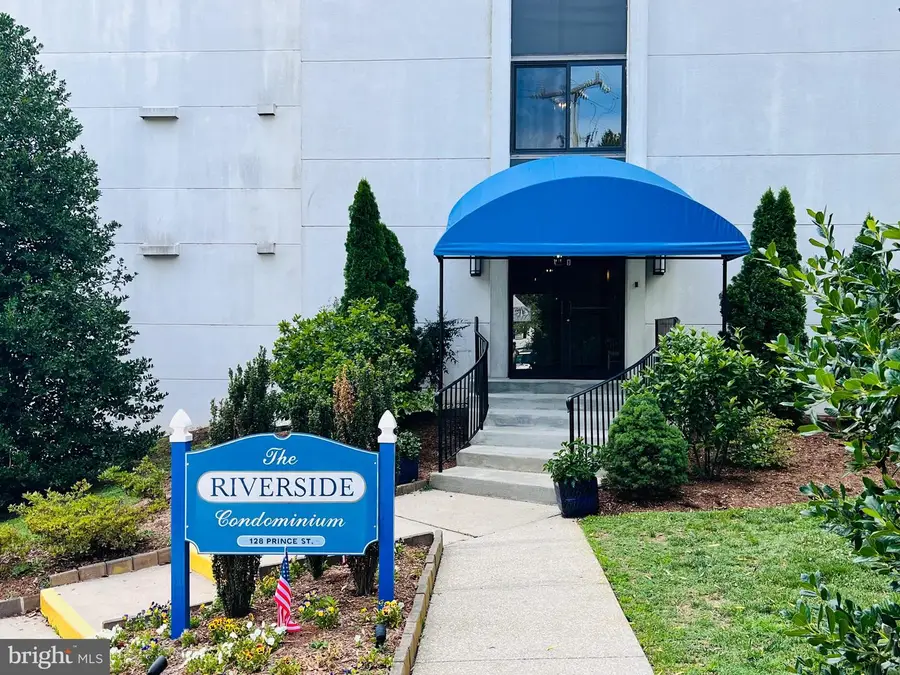 128 Prince St #106, Tappahannock, VA 22560 - #2