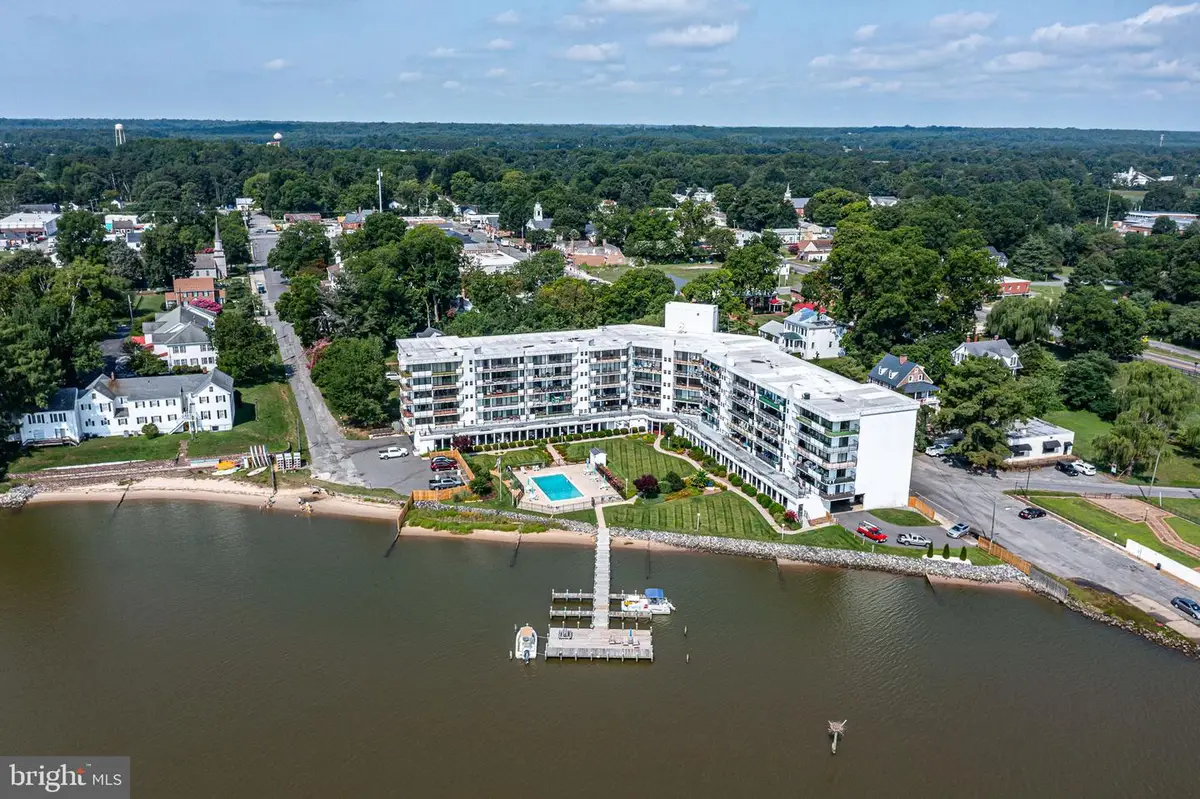 128 Prince St, Tappahannock, VA 22560 - #1