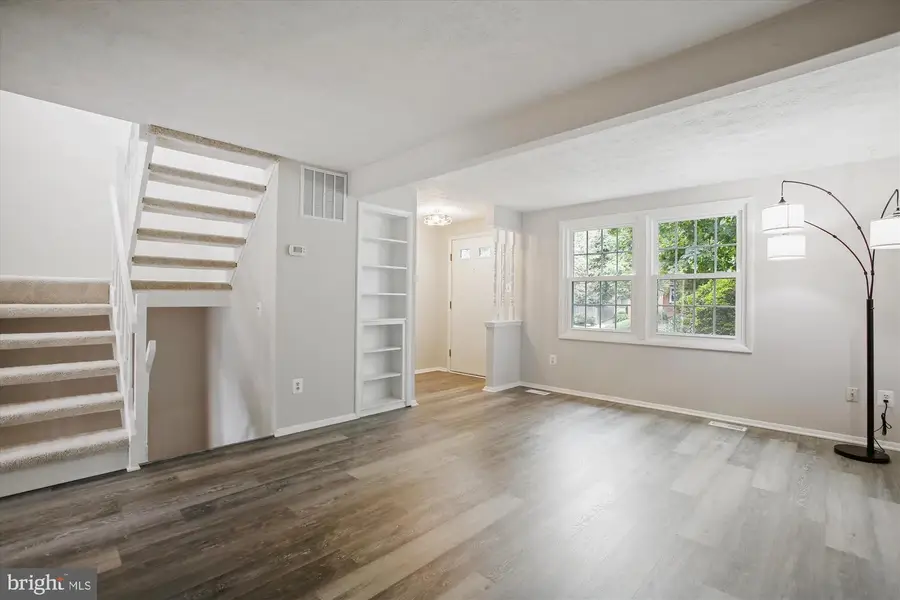 209 S Virginia Ave, Falls Church, VA 22046 - Image #2